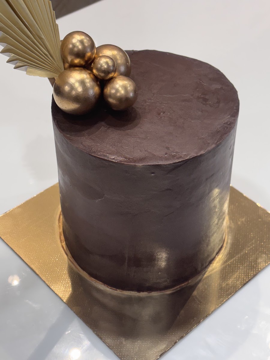 Dark Chocolate Truffle Cake cakes
